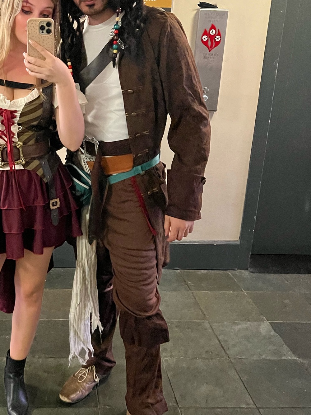 Men’s Captain Jack Sparrow Costume
